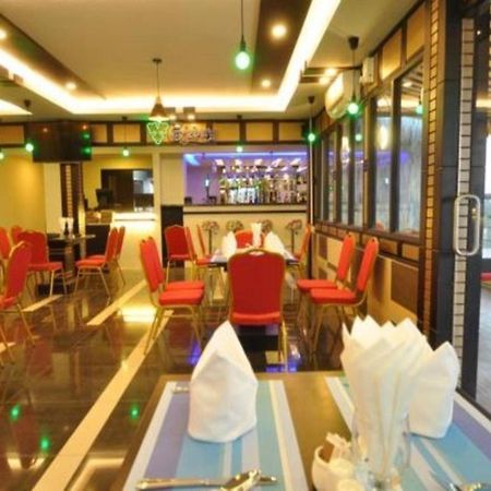 Hotel Heaven Rangun Zewnętrze zdjęcie