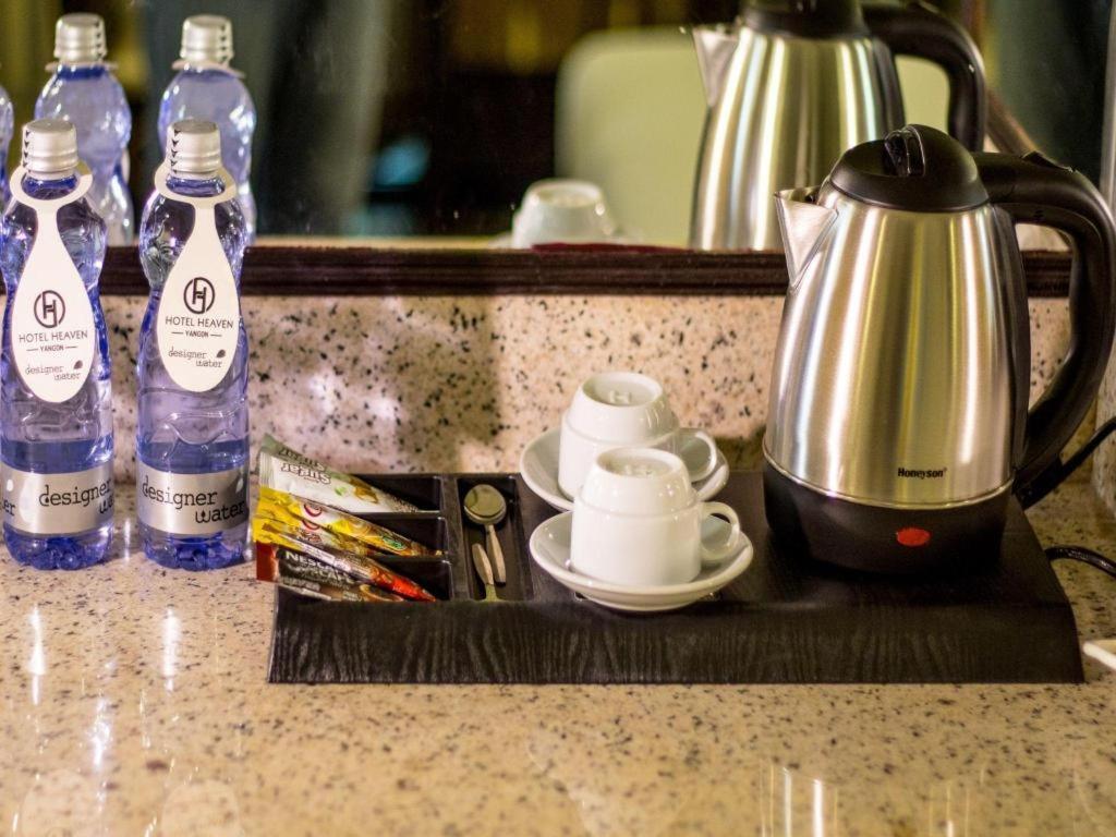 Hotel Heaven Rangun Zewnętrze zdjęcie