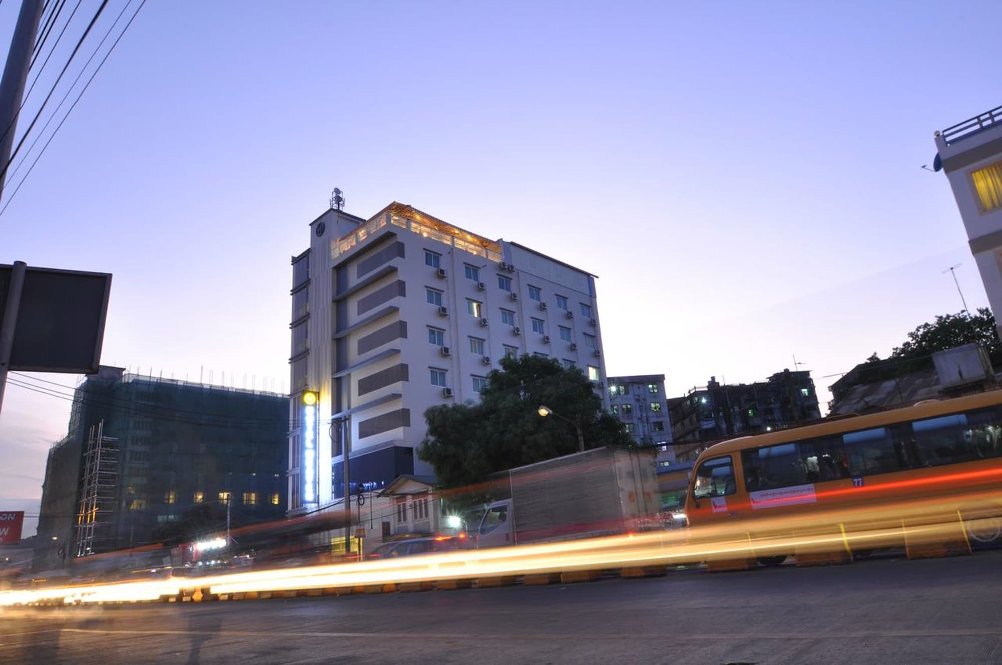 Hotel Heaven Rangun Zewnętrze zdjęcie